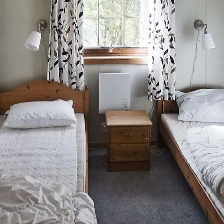 Vakantiehuis Sleeps 12 *